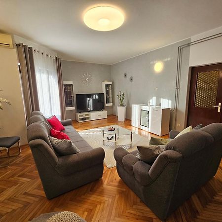 Apartment Tigo - 2 Bedrooms, 2 Bathrooms, Terrace And Big Garden Fažana Zewnętrze zdjęcie