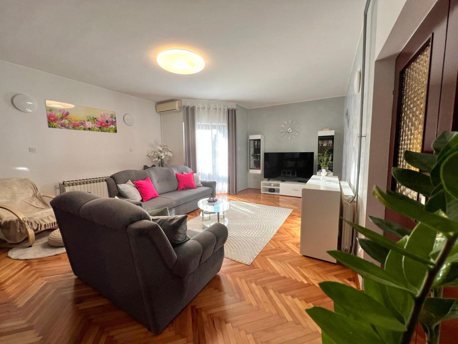 Apartment Tigo - 2 Bedrooms, 2 Bathrooms, Terrace And Big Garden Fažana Zewnętrze zdjęcie