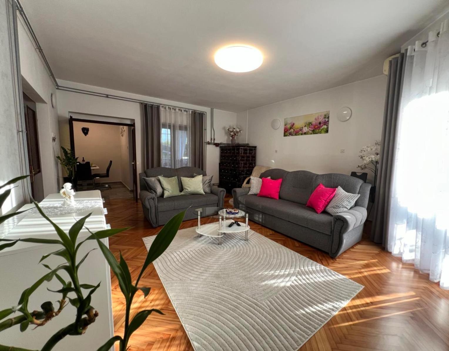 Apartment Tigo - 2 Bedrooms, 2 Bathrooms, Terrace And Big Garden Fažana Zewnętrze zdjęcie